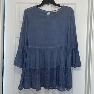 ✨Crescent Dusty Blue 3/4 Sleeve Ruffle Top, NWT